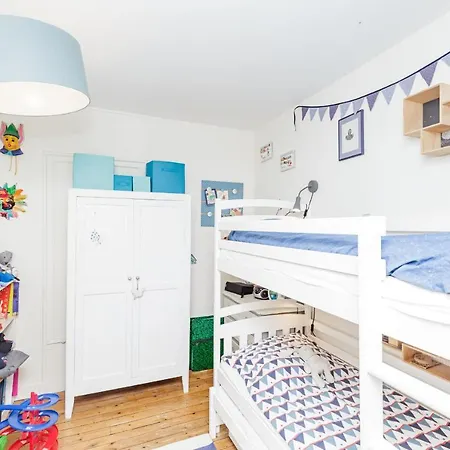 Апартаменты Large For A Family 2 Adults Max! Париж