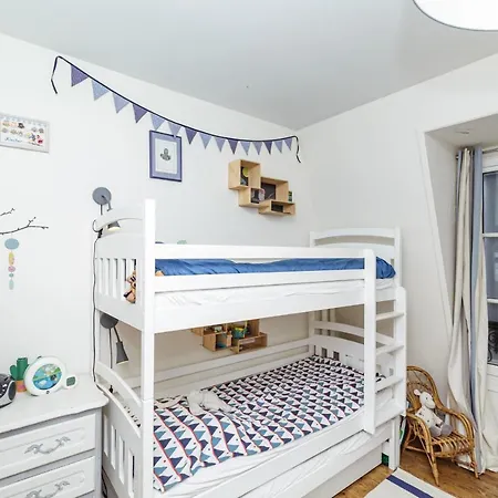 Large For A Family 2 Adults Max! Апартаменты Париж
